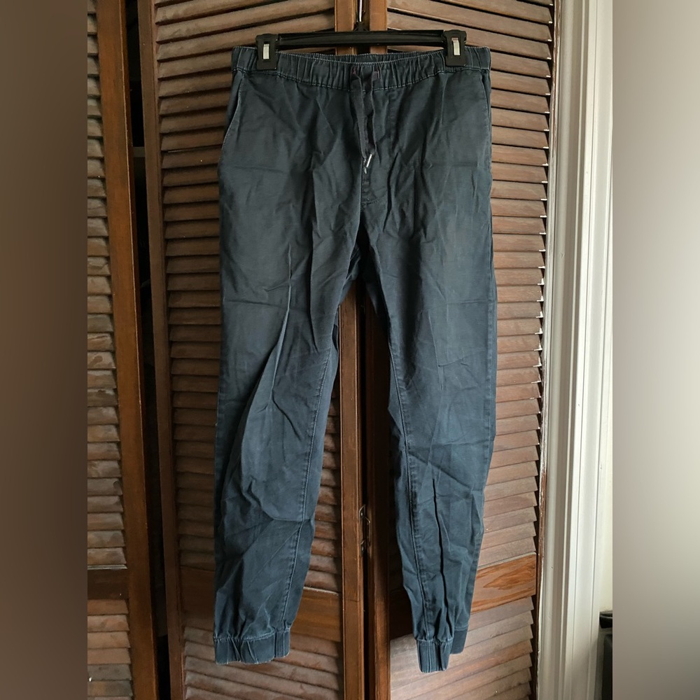 Men’s Black Bullhead Skinny Joggers Size Small